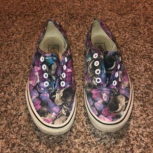 ✨3/$18✨ Floral Vans